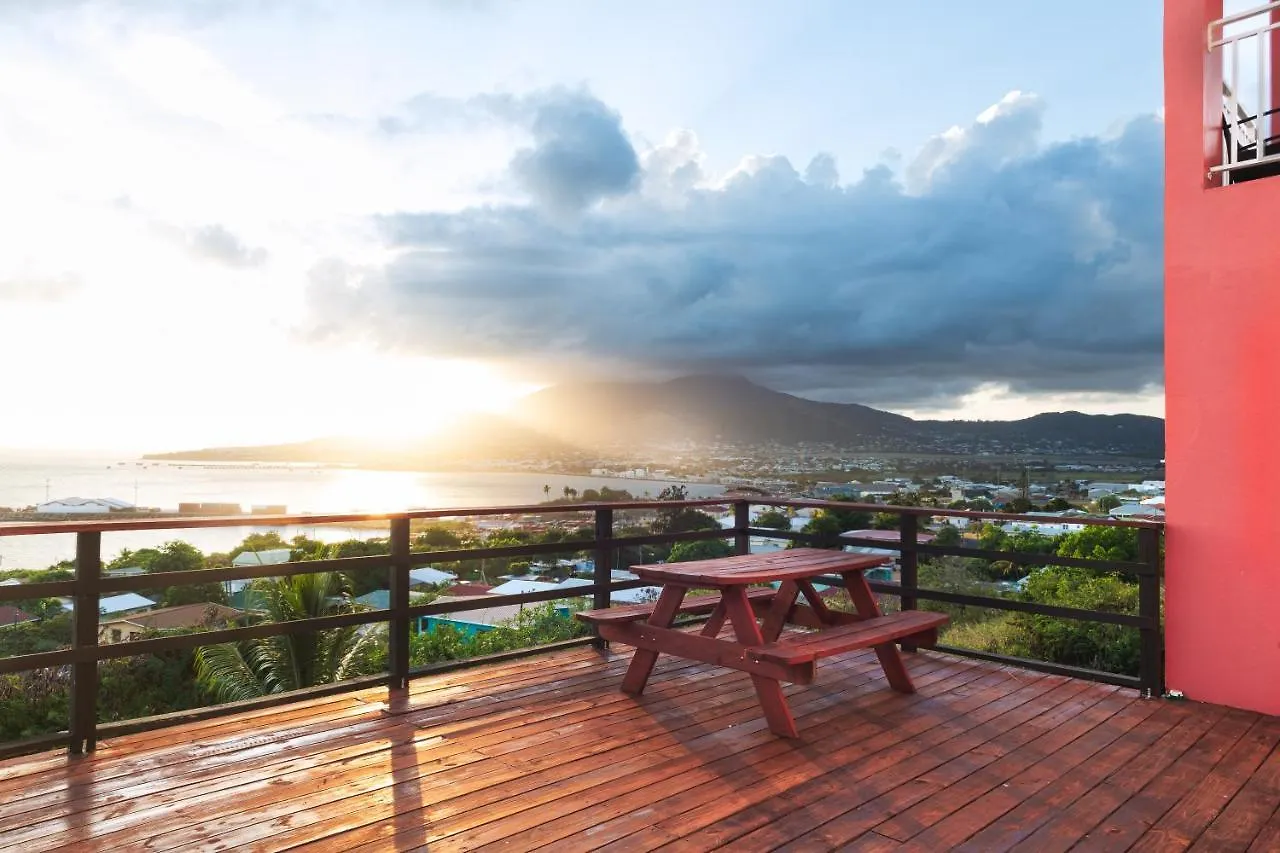 Appartement La Vue de Basseterre Long Term Rental Available